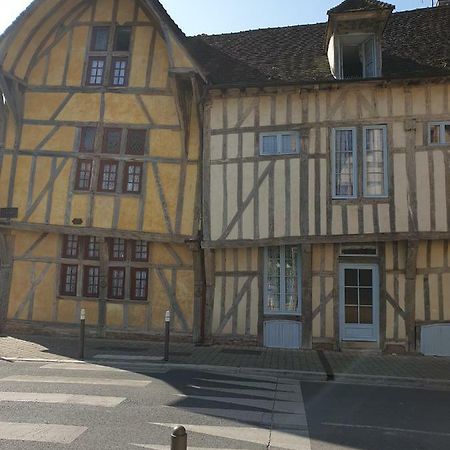 Maison Du Dauphin 1534 トロワ エクステリア 写真