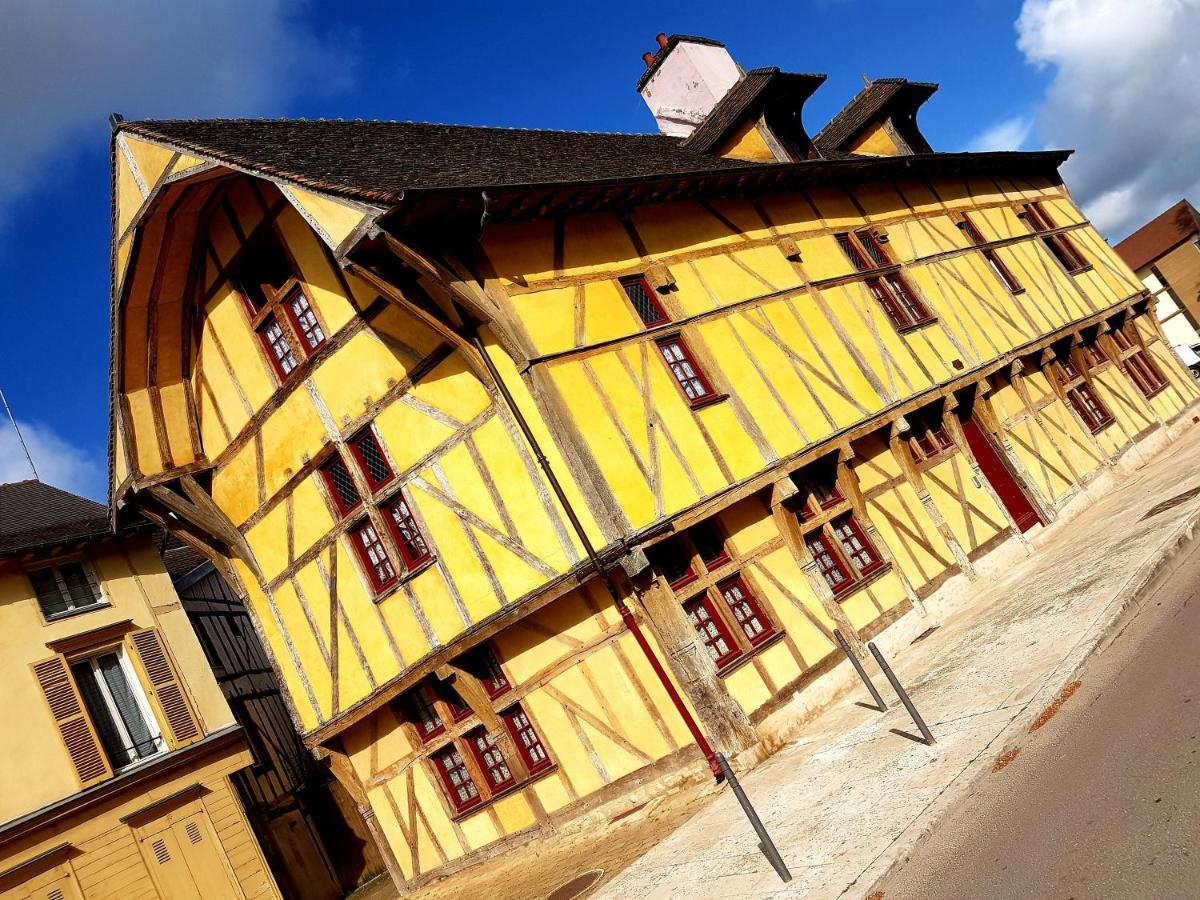 Maison Du Dauphin 1534 トロワ エクステリア 写真